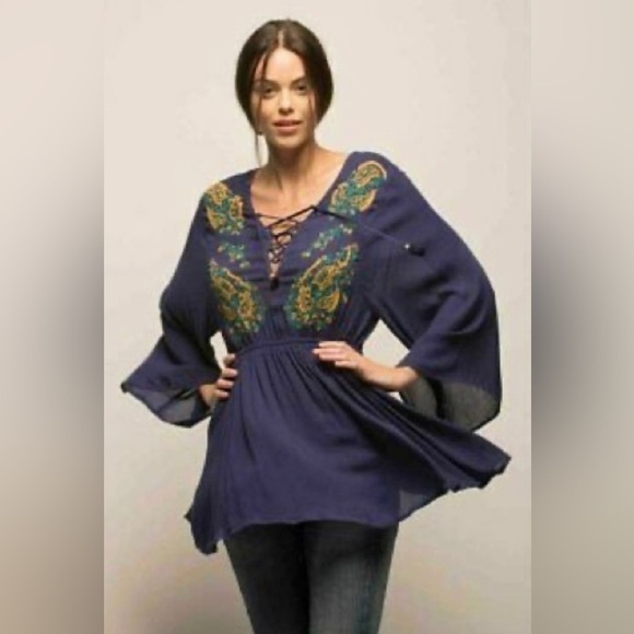 Jachs Girlfriend NY Navy Embroidered Peasant Tunic Top w/Wide Flowing Sleeves. - Picture 1 of 12